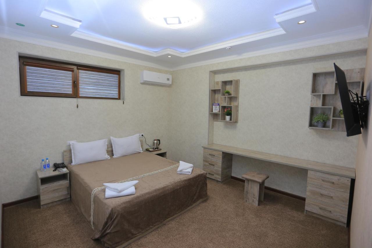 Hayot Plaza Hotel Yunusobod ภายนอก รูปภาพ